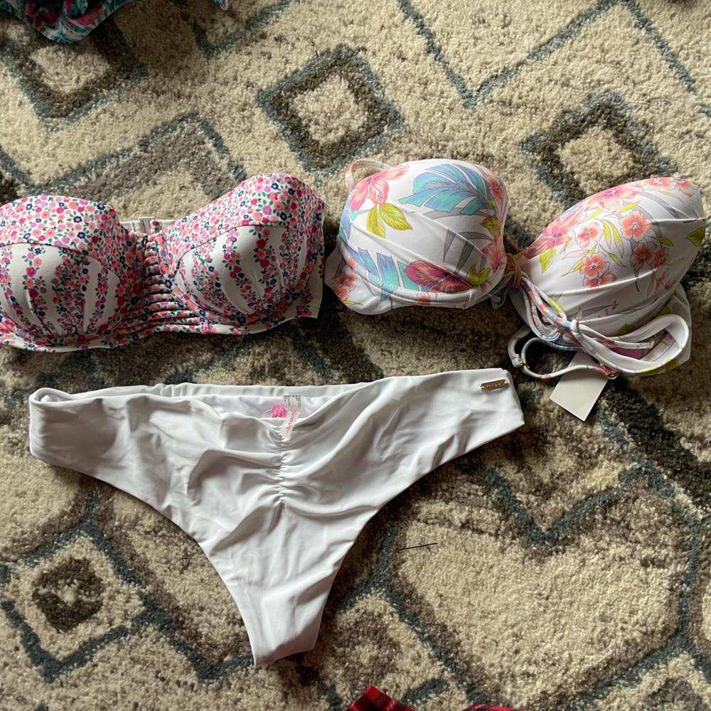 raisins bikini top swimwear Sz. XL